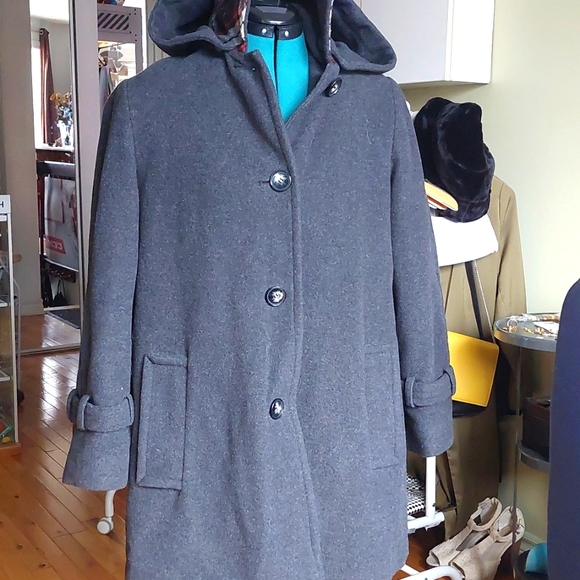 Jones New York pea coat size 8 - Picture 2 of 3